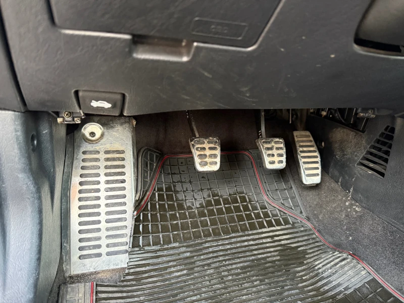 Hyundai Coupe, снимка 17 - Автомобили и джипове - 52528580