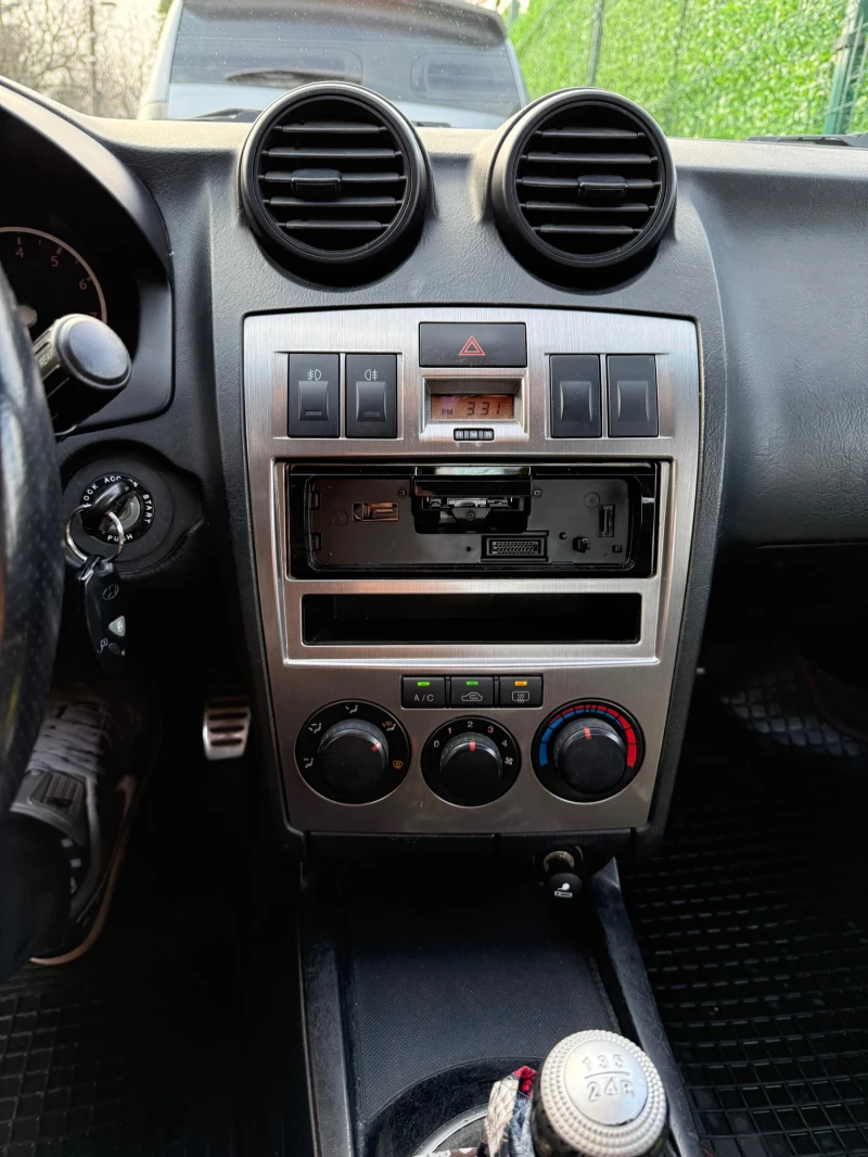 Hyundai Coupe, снимка 13 - Автомобили и джипове - 52528580