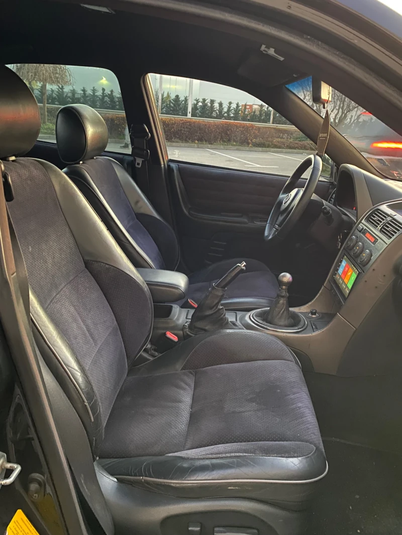 Lexus IS 200, снимка 17 - Автомобили и джипове - 52579176