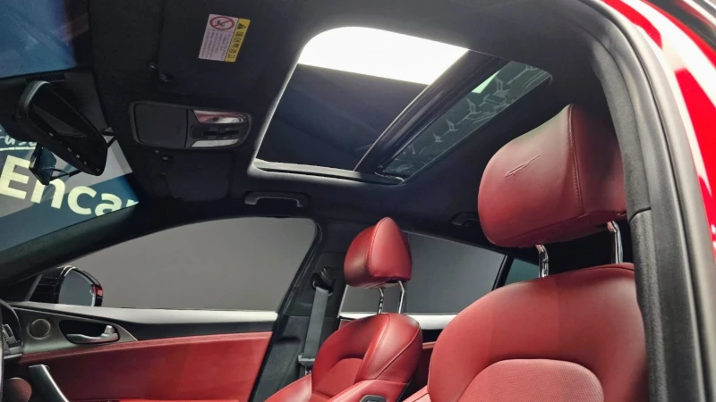 Kia Stinger 3.3i GT TURBO/AWD/ПАНОРАМА/ОБДУХВАНЕ/HEAD UP/F1/, снимка 16 - Автомобили и джипове - 52837382