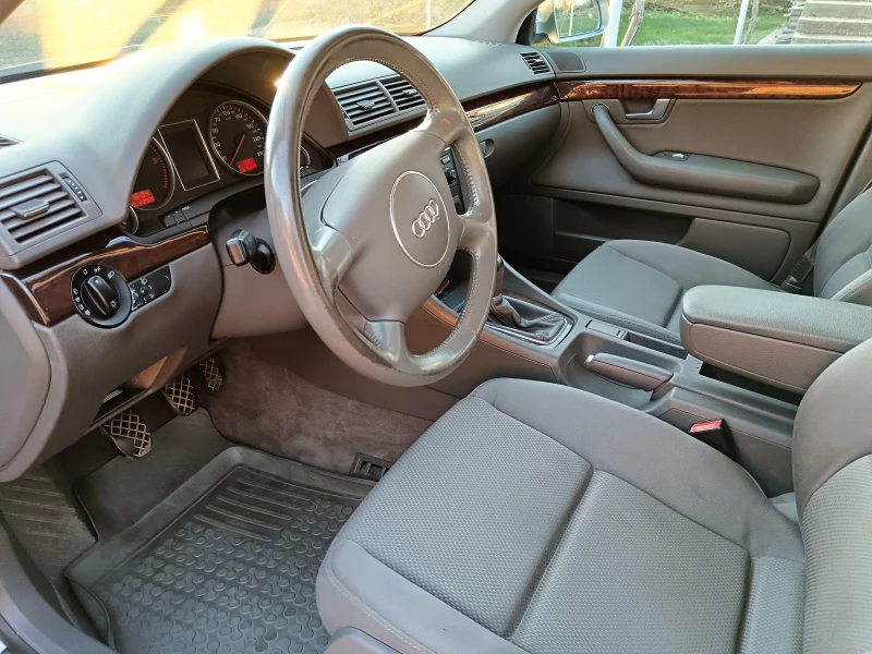 Audi A4 1.9 TDI, снимка 5 - Автомобили и джипове - 52850691