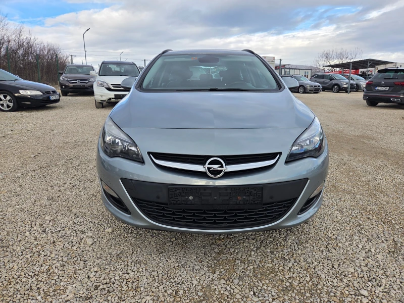 Opel Astra 1.4i 140k.c Facelift Швейцария, снимка 2 - Автомобили и джипове - 52954326
