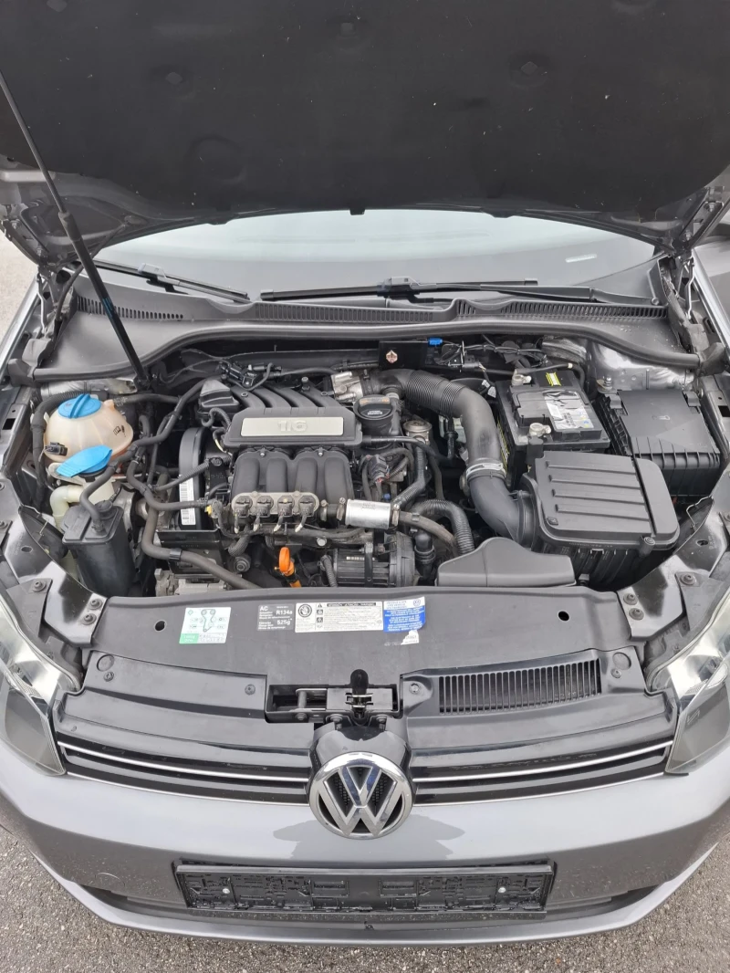 VW Golf 1.6i 102к.с. ГАЗ-БЕНЗИН , снимка 11 - Автомобили и джипове - 53249495