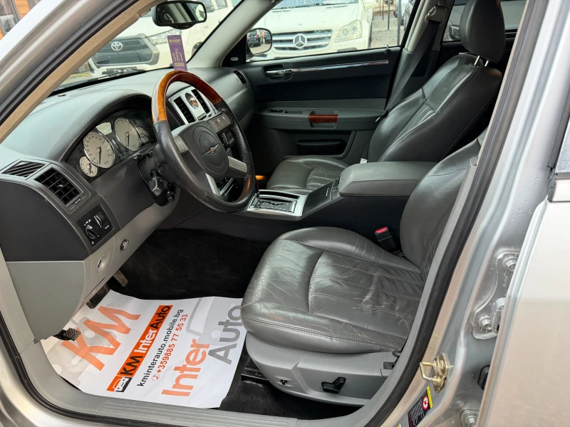Chrysler 300c 3.5i AUT/ГАЗ/СЕДАН, снимка 8 - Автомобили и джипове - 53263912