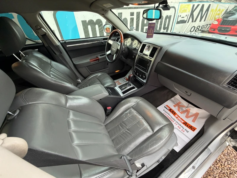 Chrysler 300c 3.5i AUT/ГАЗ/СЕДАН, снимка 16 - Автомобили и джипове - 53263912