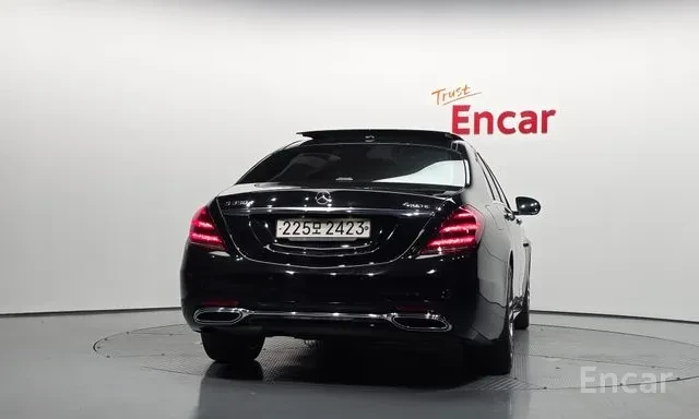Mercedes-Benz S 350 AMG / 4MATIC / 360 / BURM / DISTR /ЛИЗИНГ, снимка 4 - Автомобили и джипове - 55605979