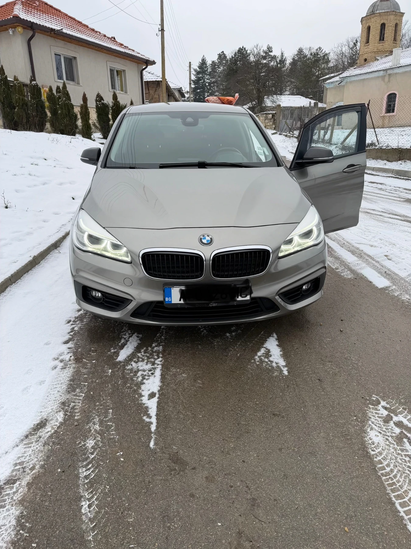 BMW 216, снимка 1