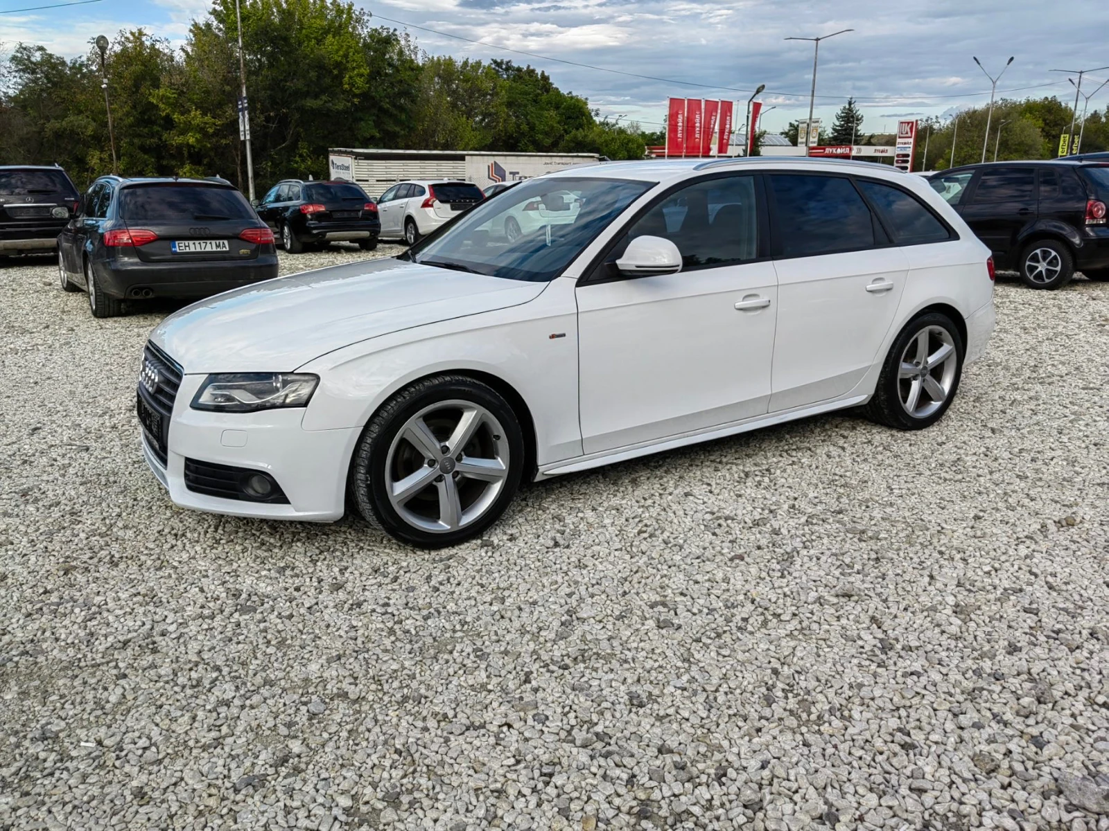 Audi A4 2.0tdi S-Line* Navi* NOVA* UNIKAT - изображение 3