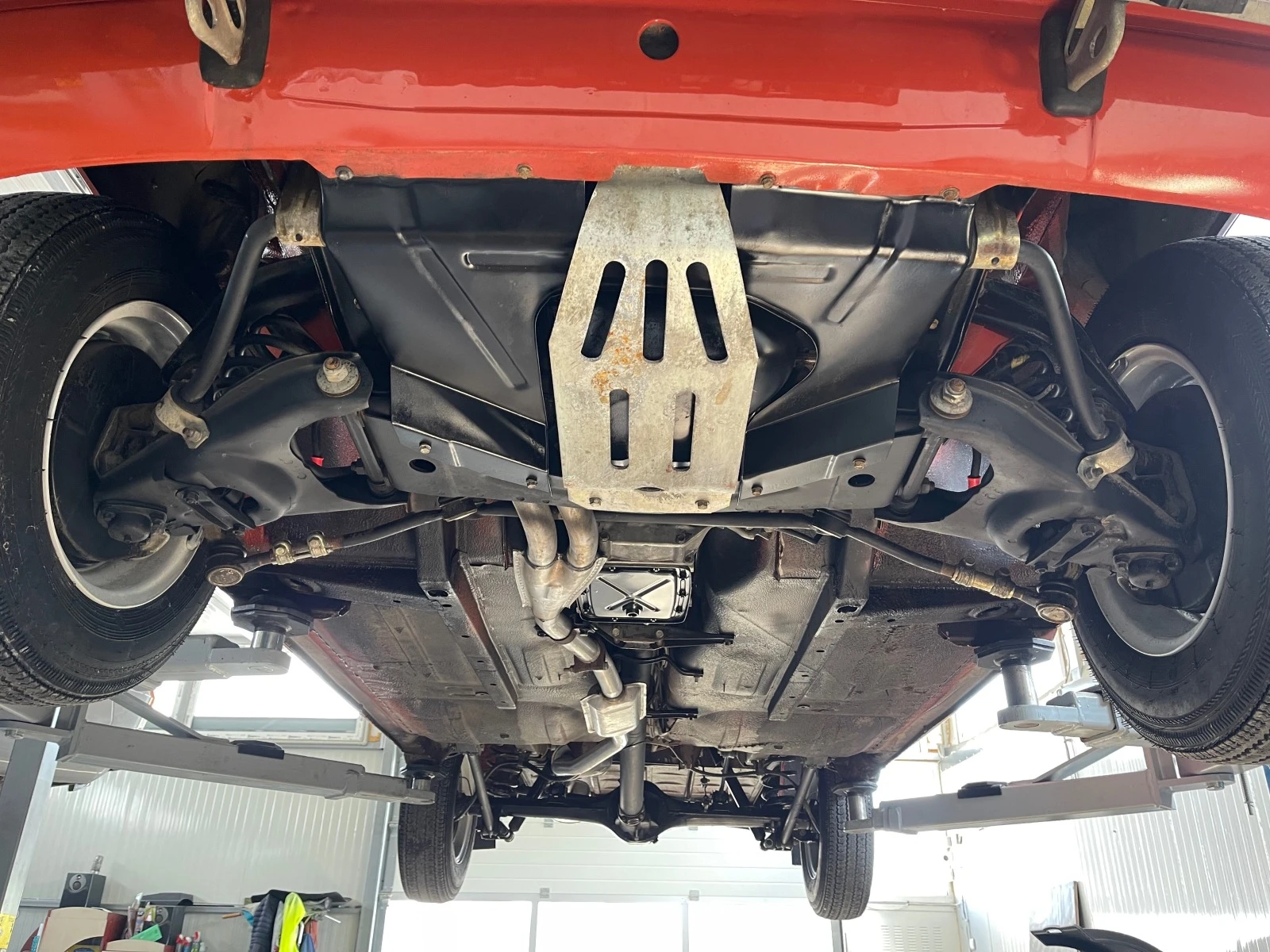 Lada 1600 1600    | Mobile.bg   17