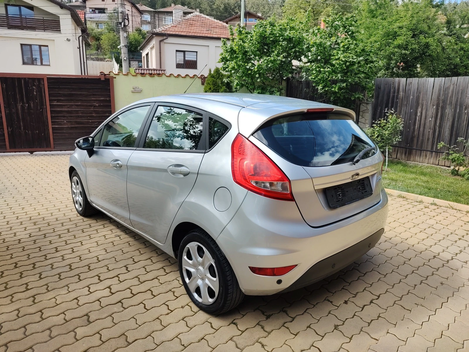 Ford Fiesta 1.4-ГАЗ - изображение 6