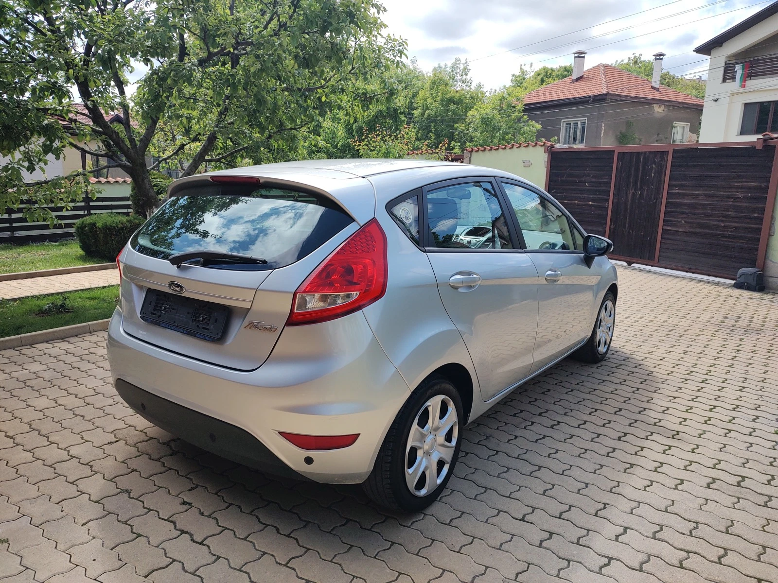 Ford Fiesta 1.4-ГАЗ - изображение 4