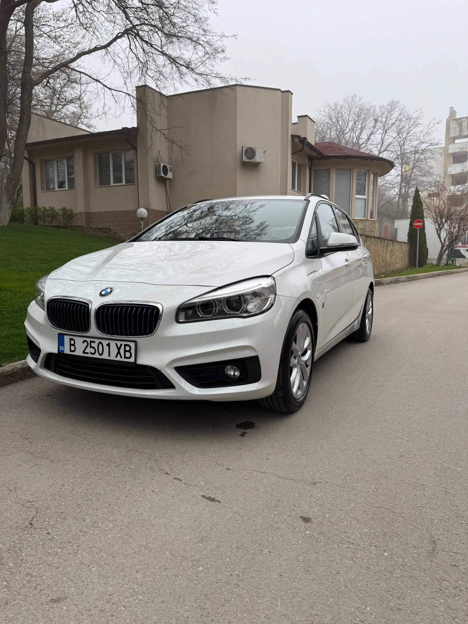 BMW 2 Active Tourer 225 XE - изображение 4