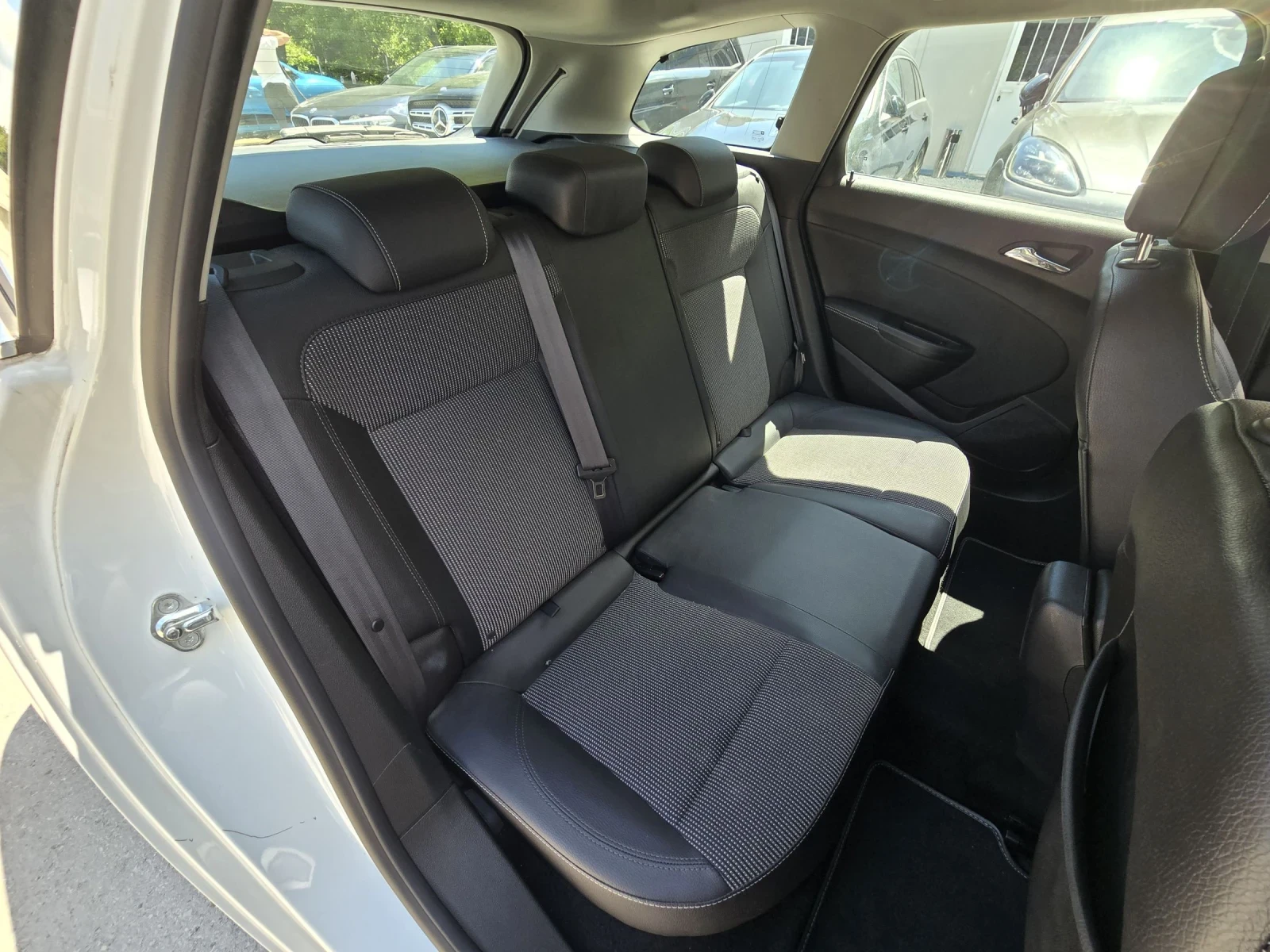 Opel Astra 1.6CDTI 110.    | Mobile.bg   15