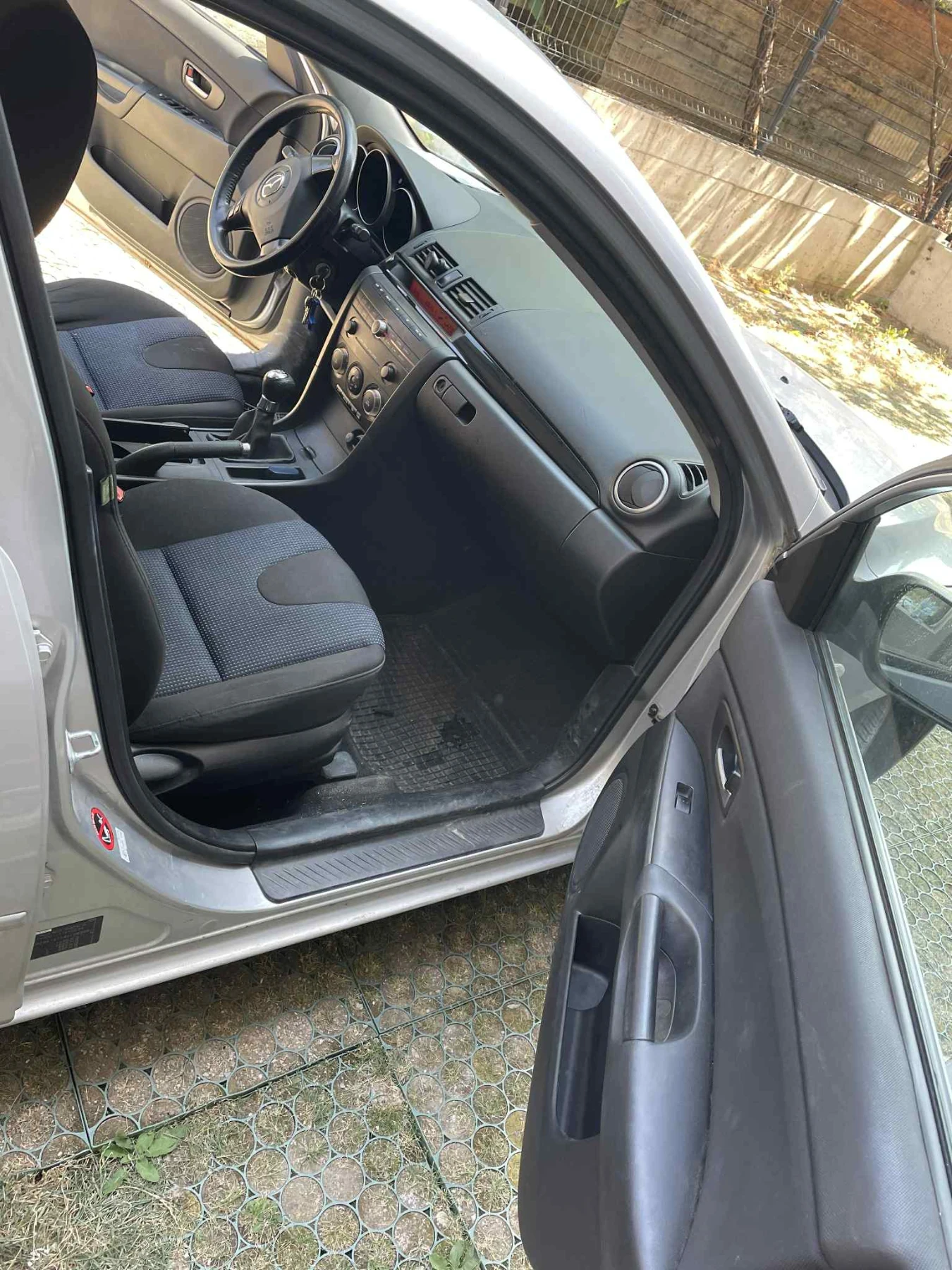 Mazda 3 1600 - изображение 8