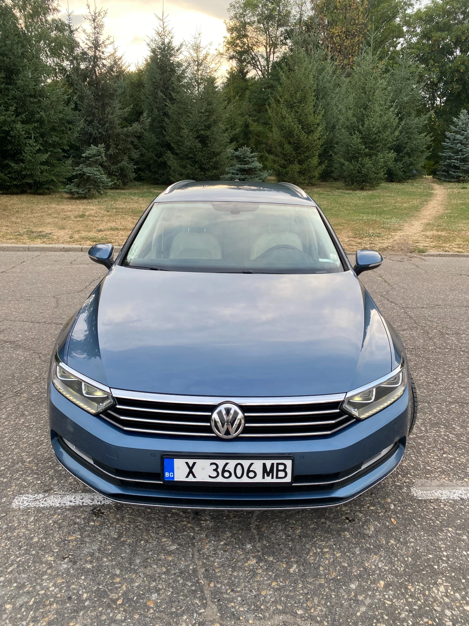 VW Passat 2.0 TDI /190к.с. / Ръчни скорости / NAVI - изображение 2