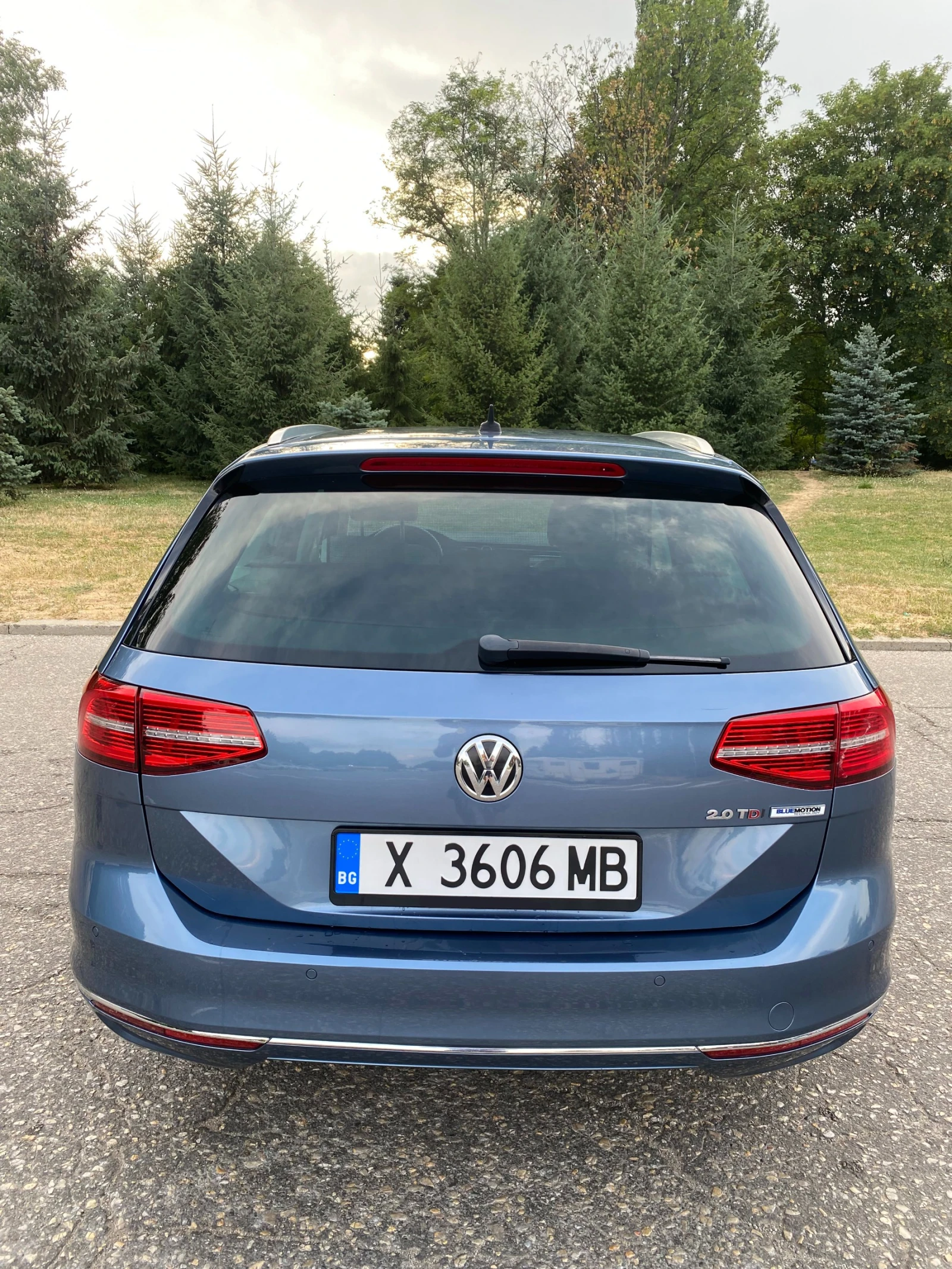 VW Passat 2.0 TDI /190к.с. / Ръчни скорости / NAVI - изображение 5