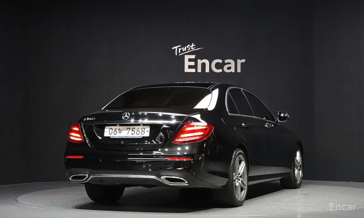 Mercedes-Benz E 350 ЕКСТРОВА | БЕЗ АНАЛОГ - изображение 2