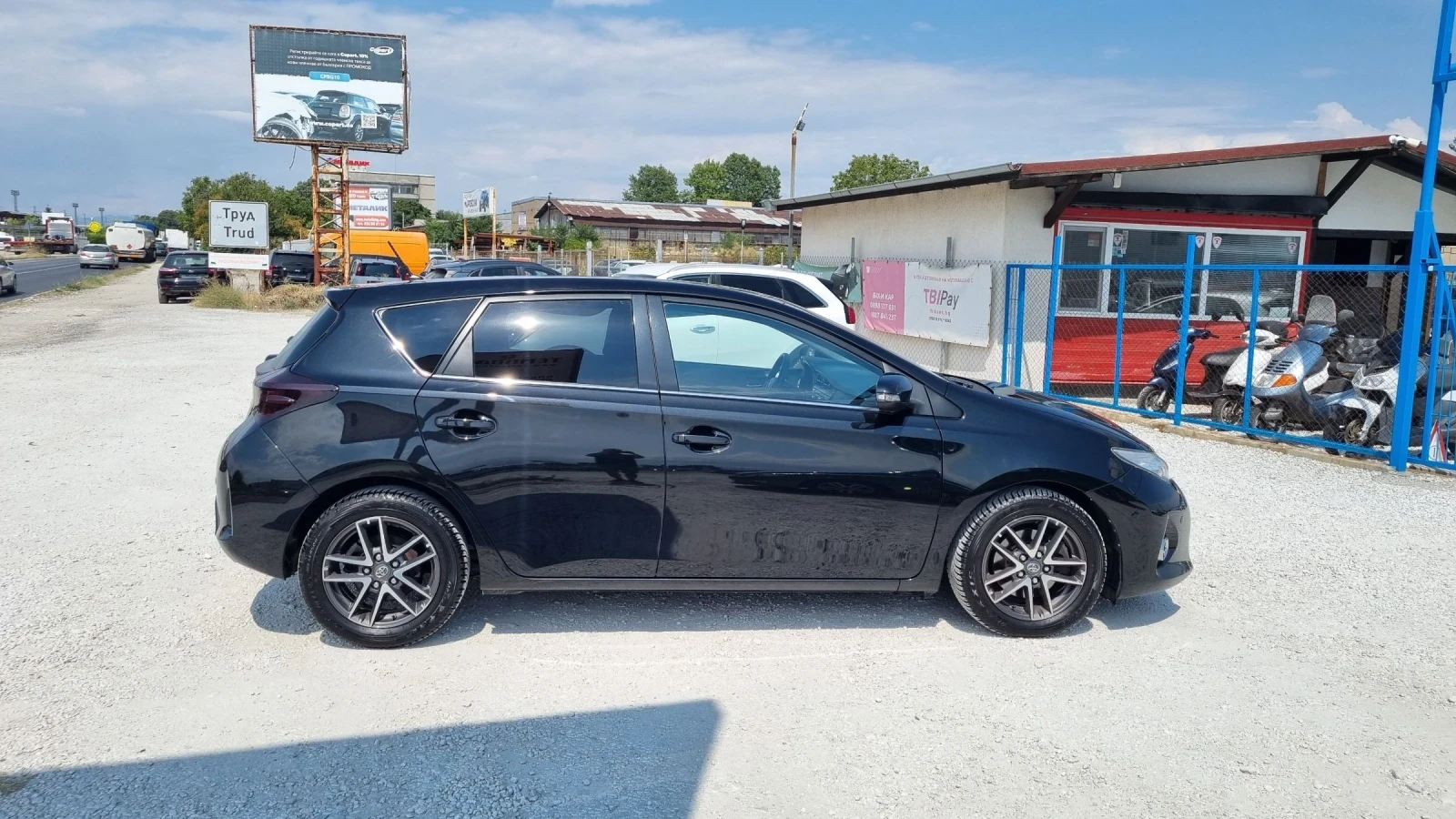 Toyota Auris 2.0D4D - изображение 7