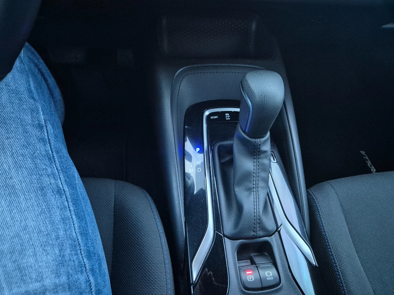 Toyota Corolla SE | Mobile.bg — изображение 12