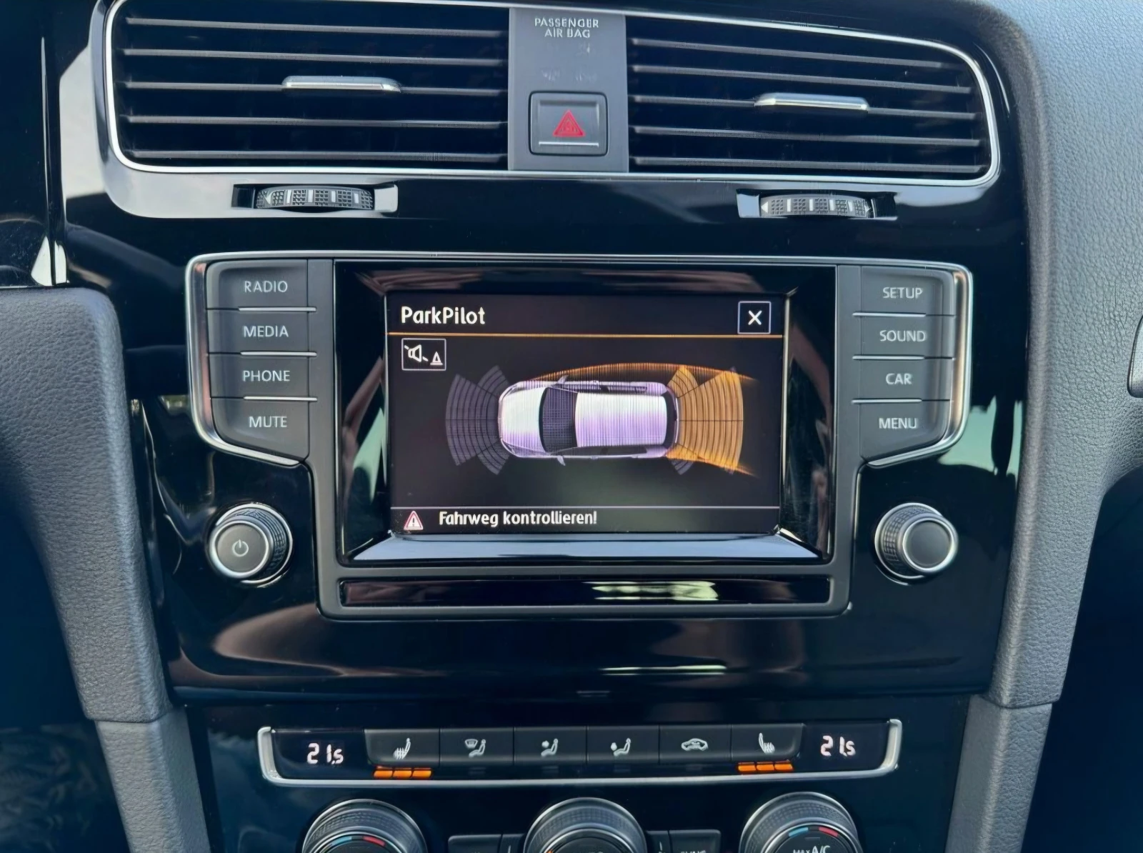 VW Golf VII R-LINE/2.0/TDI/150/DSG/DISTRONIK/�����/ | Mobile.bg � ����������� 14