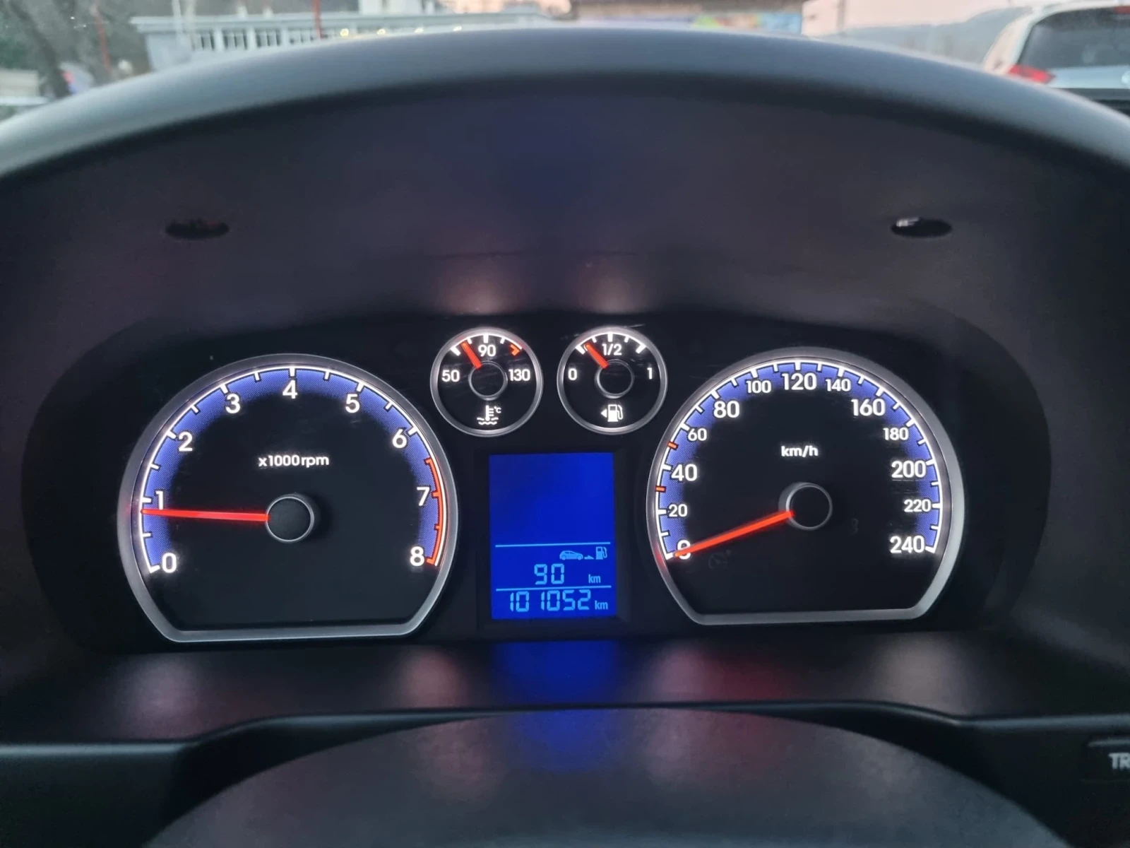 Hyundai I30 1.6i ШВЕЙЦАРИЯ, снимка 10 - Автомобили и джипове - 53740648