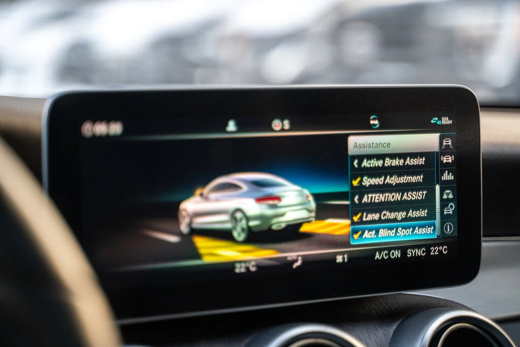 Mercedes-Benz C 300 Coupe* 4MATIC* АвтоКредит* (ЦЕНА ДО БГ), снимка 14 - Автомобили и джипове - 53835302