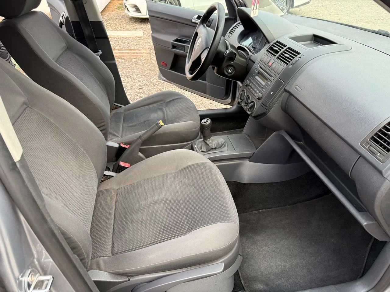 VW Polo 1.4 TDI , снимка 10 - Автомобили и джипове - 53928922