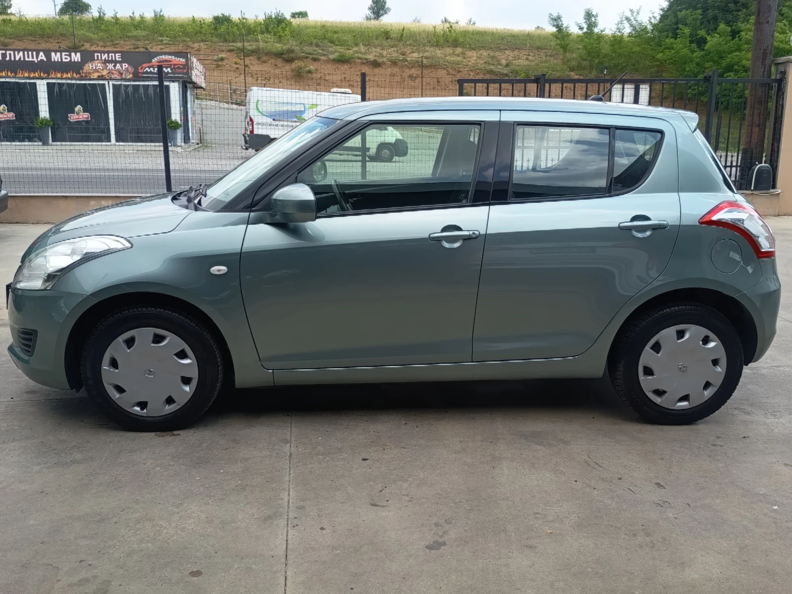 Suzuki Swift 1.2i 4x4 | Mobile.bg � ����������� 6