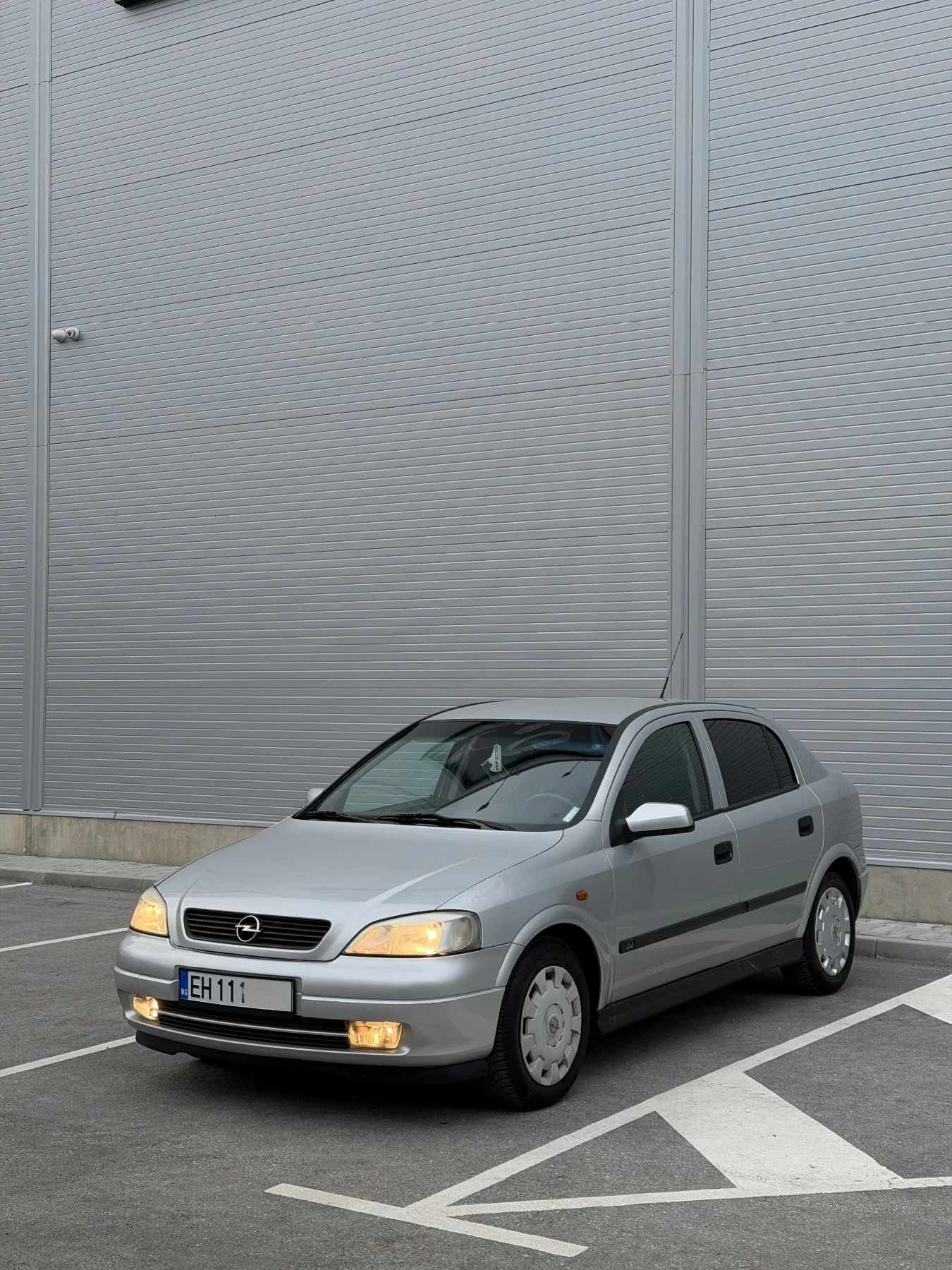 Opel Astra 1.4 16V Газ, снимка 5 - Автомобили и джипове - 54104185