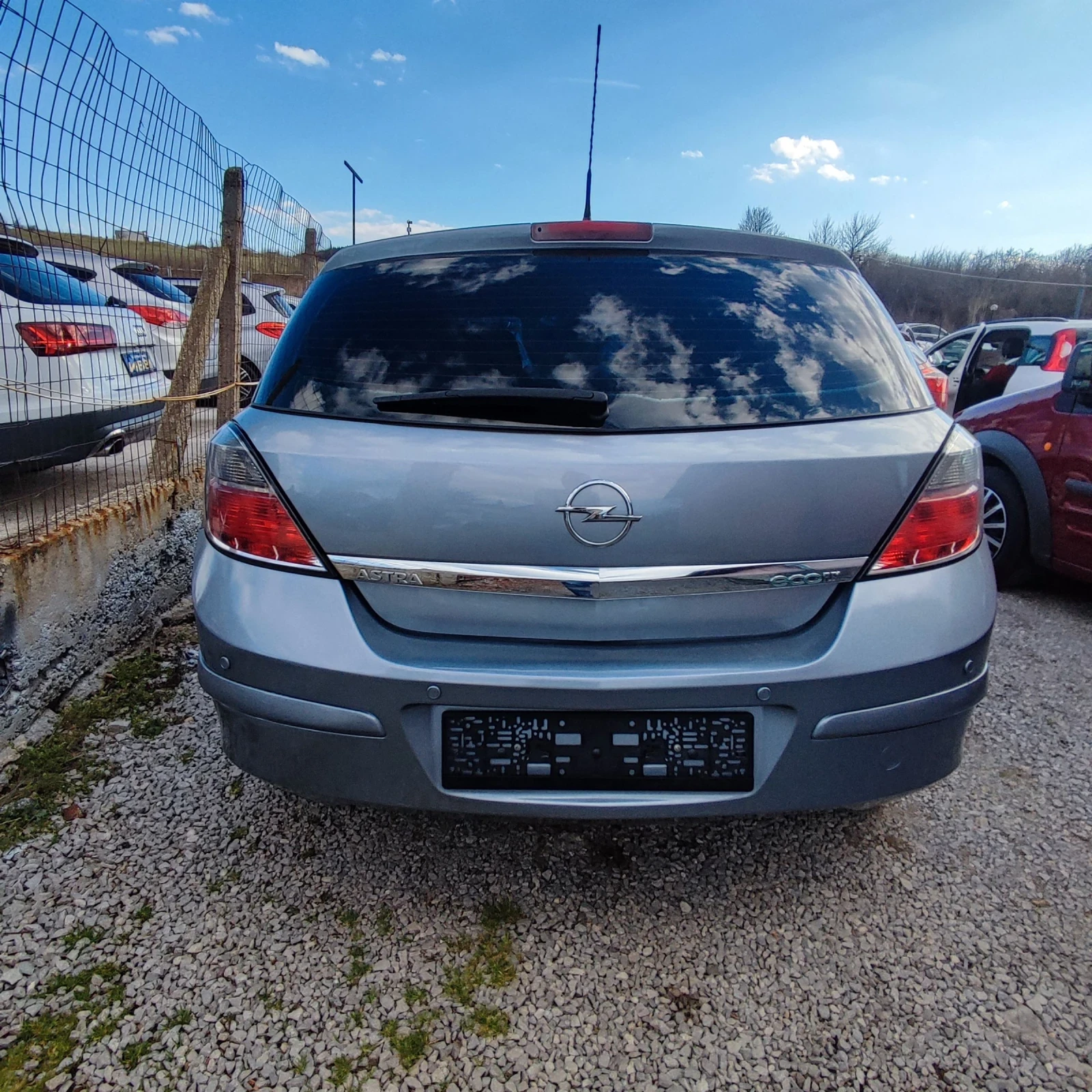 Opel Astra 1.4i* 90кс* KSENON* KLIMATRONIK* , снимка 7 - Автомобили и джипове - 54127936
