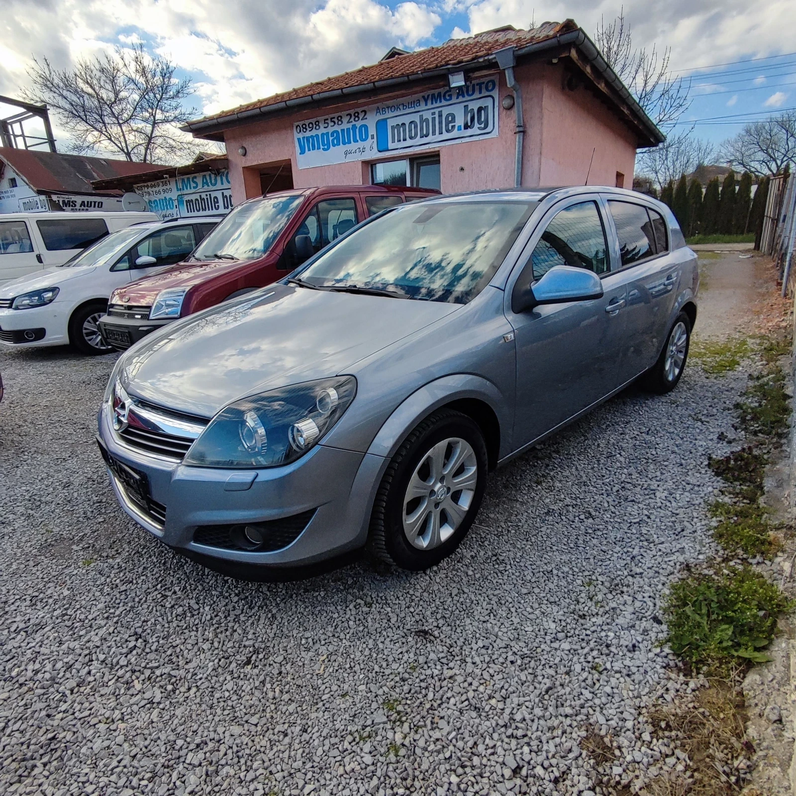 Opel Astra 1.4i* 90кс* KSENON* KLIMATRONIK* , снимка 5 - Автомобили и джипове - 54127936