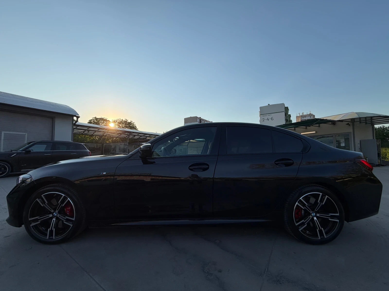 BMW 320 D M xdrive, снимка 17 - Автомобили и джипове - 54696082