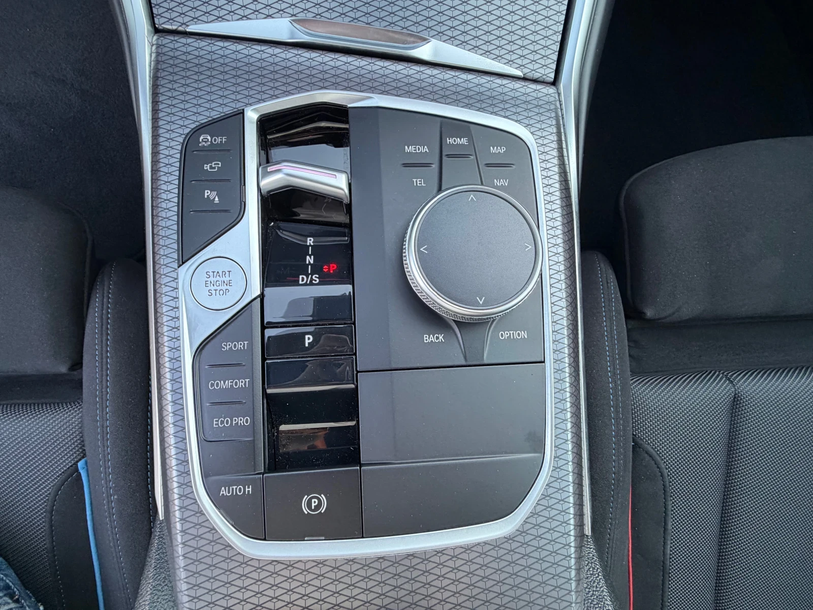 BMW 320 D M xdrive, снимка 14 - Автомобили и джипове - 54696082