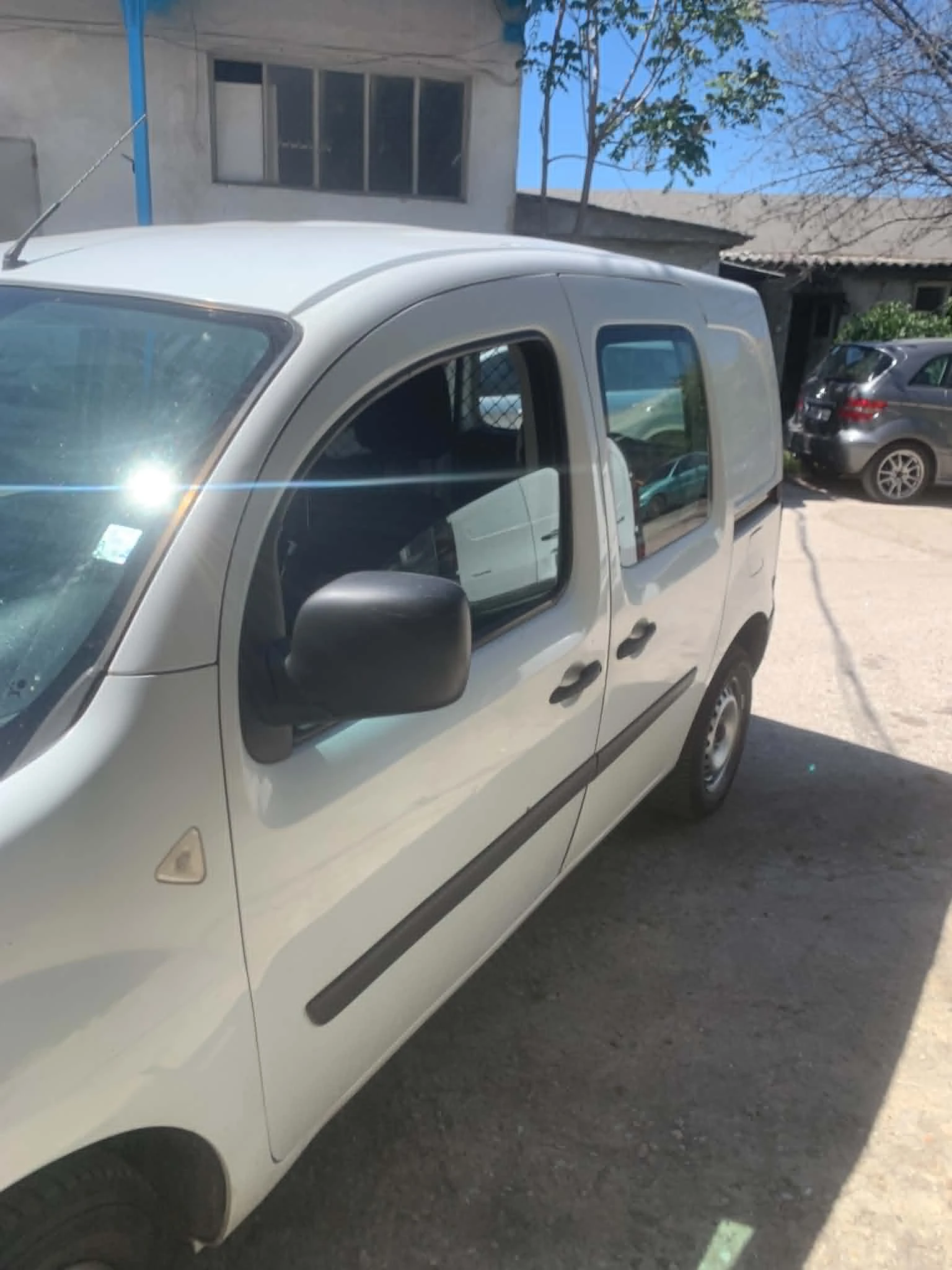 Renault Kangoo, снимка 10 - Автомобили и джипове - 54552870