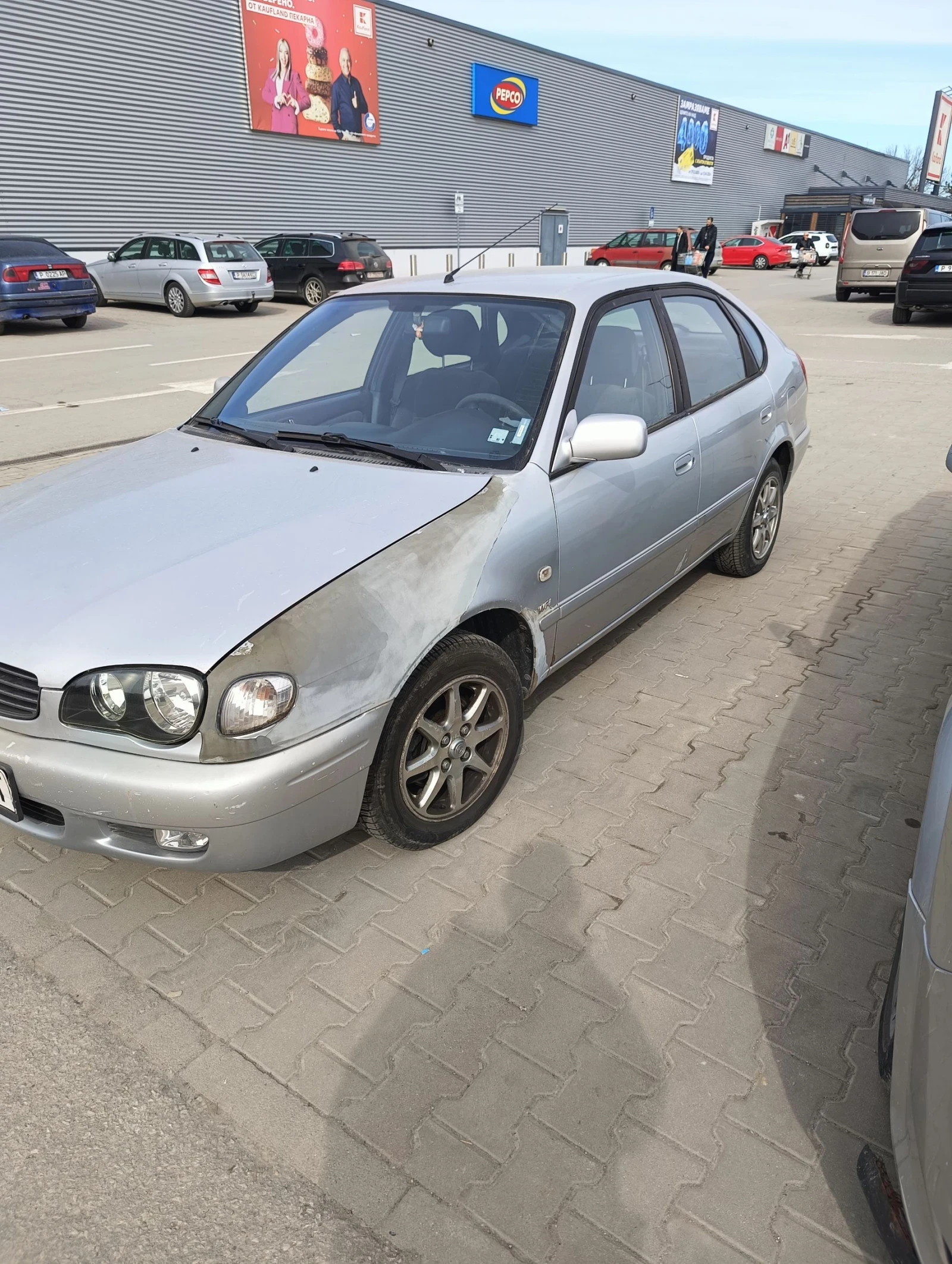 Toyota Corolla, снимка 3 - Автомобили и джипове - 54903883