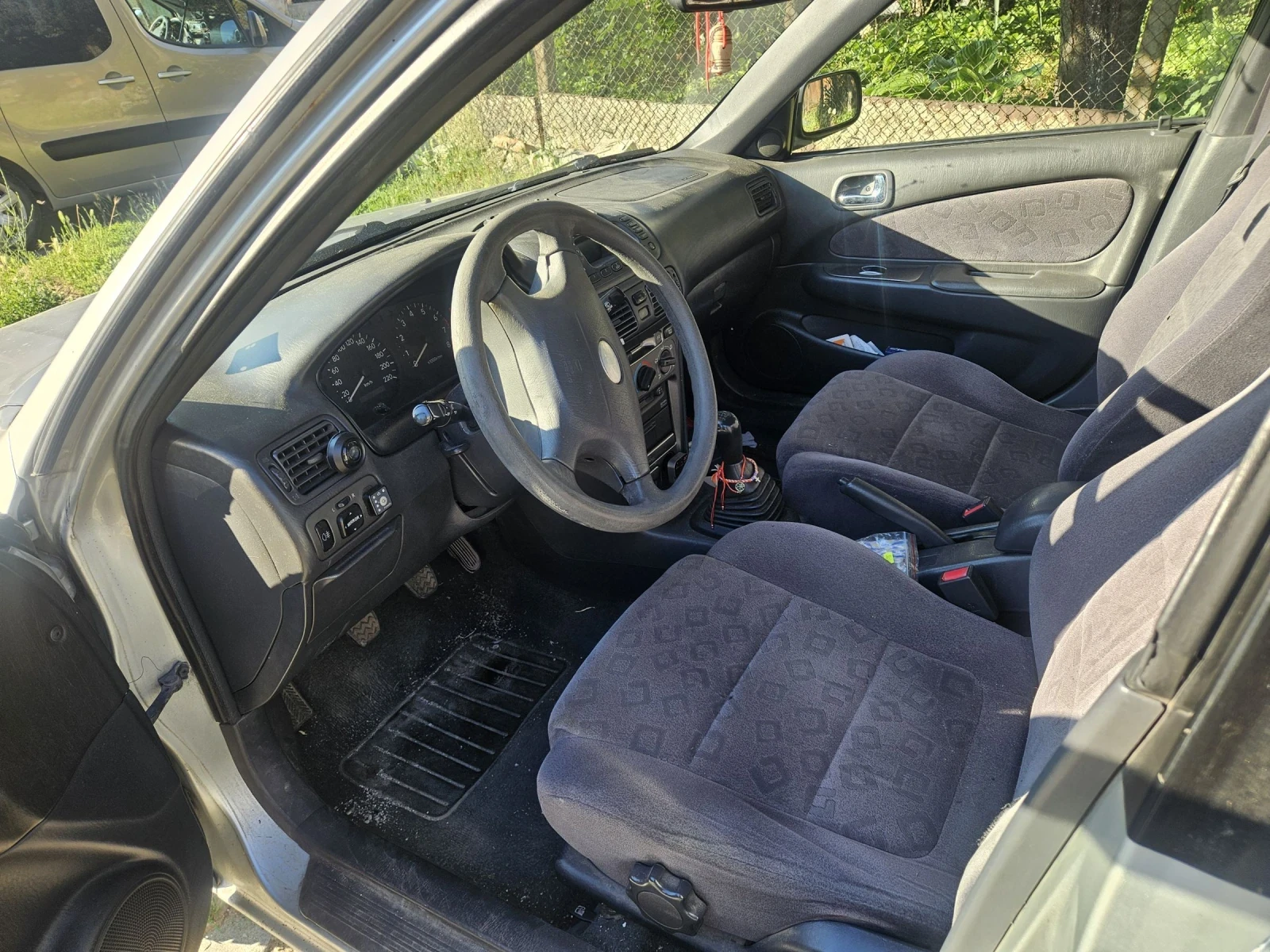 Toyota Corolla, снимка 10 - Автомобили и джипове - 54903883