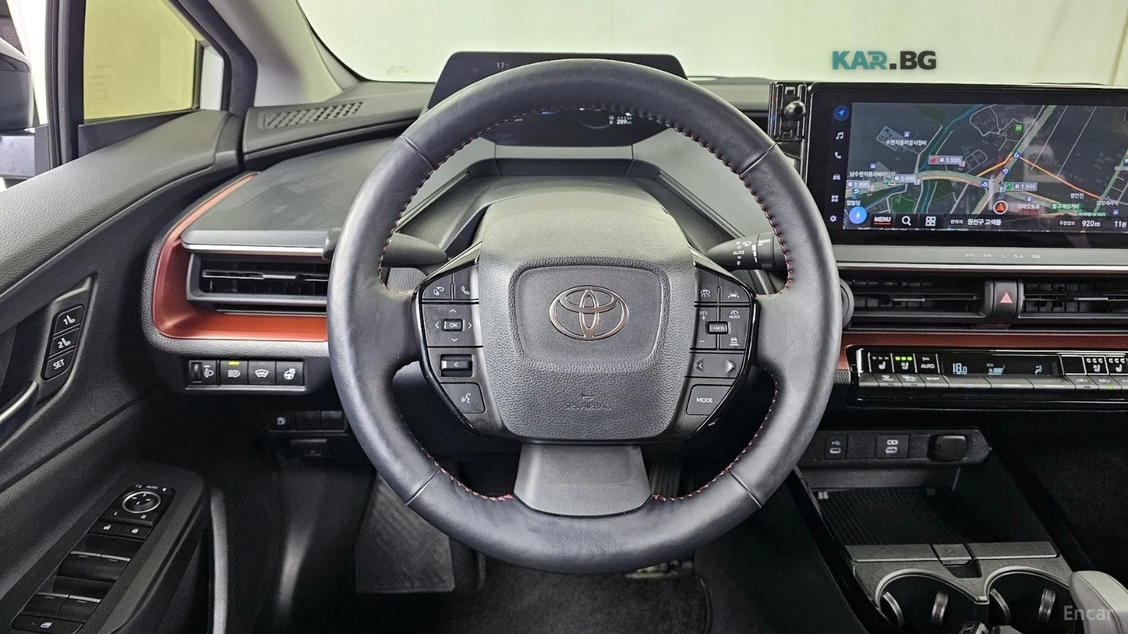 Toyota Prius * ПАНО* KEYLESS* Camera* ПОДГРЕВ* , снимка 13 - Автомобили и джипове - 55103512