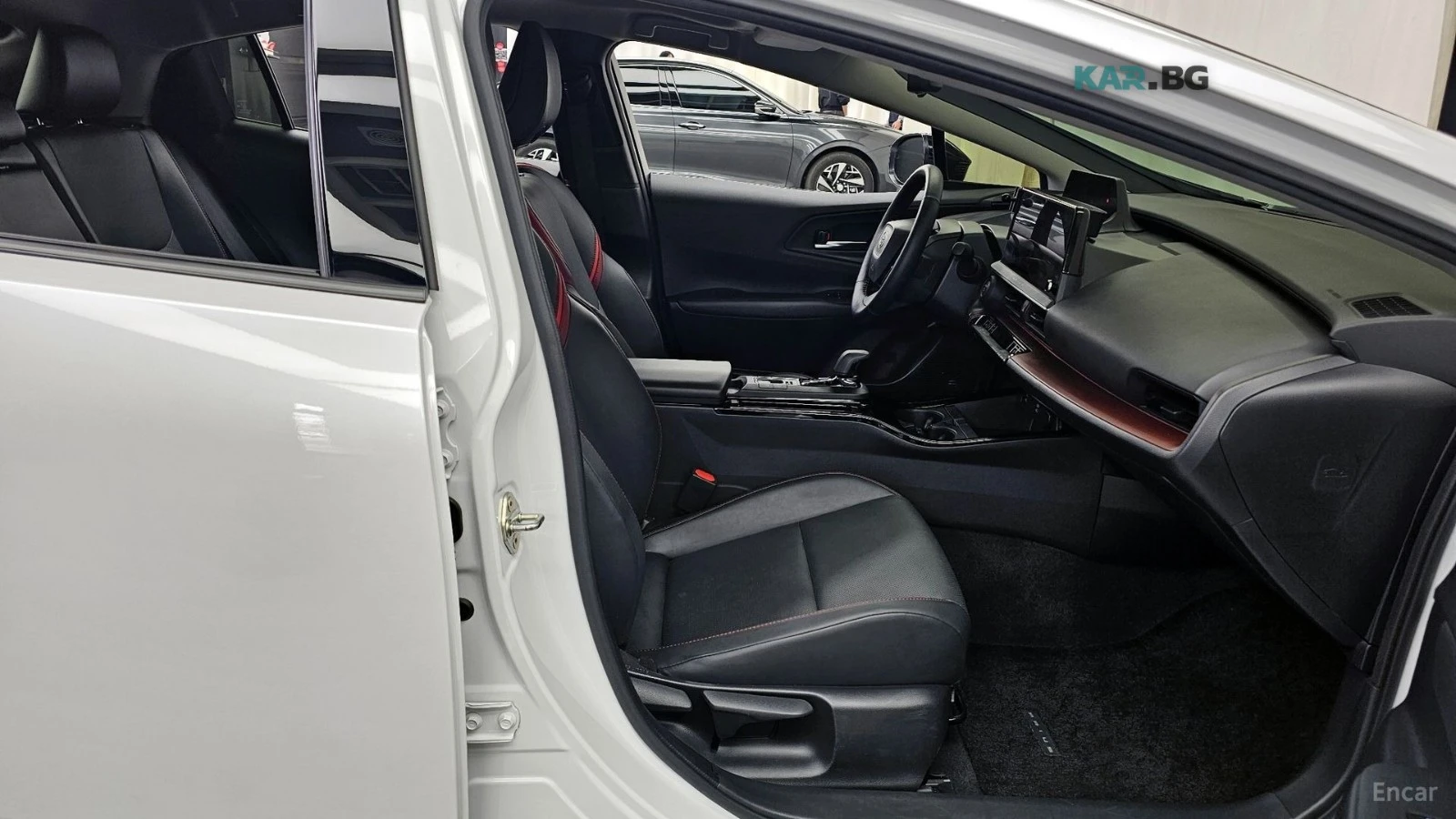 Toyota Prius * ПАНО* KEYLESS* Camera* ПОДГРЕВ* , снимка 11 - Автомобили и джипове - 55103512