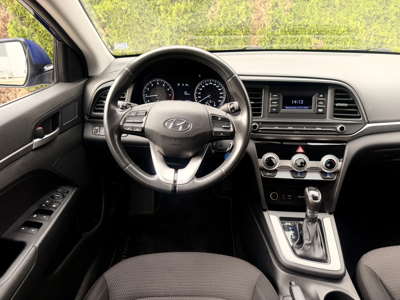 Hyundai Elantra, снимка 14 - Автомобили и джипове - 55131079