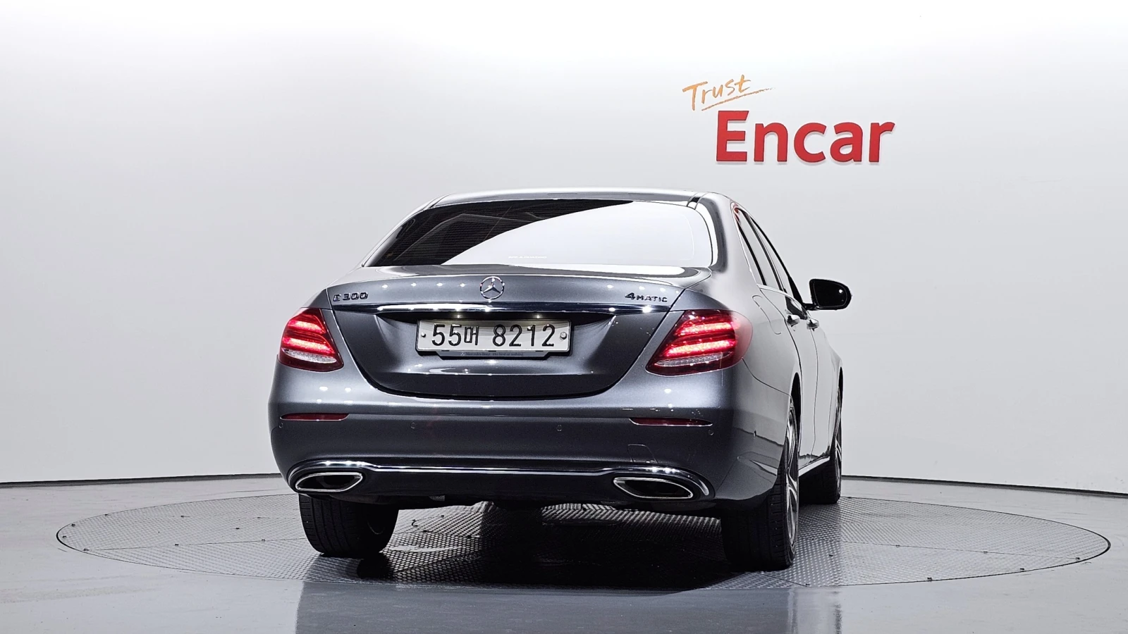Mercedes-Benz E 300 2.0 4MATIC Avantgarde, FULL, снимка 4 - Автомобили и джипове - 55295748