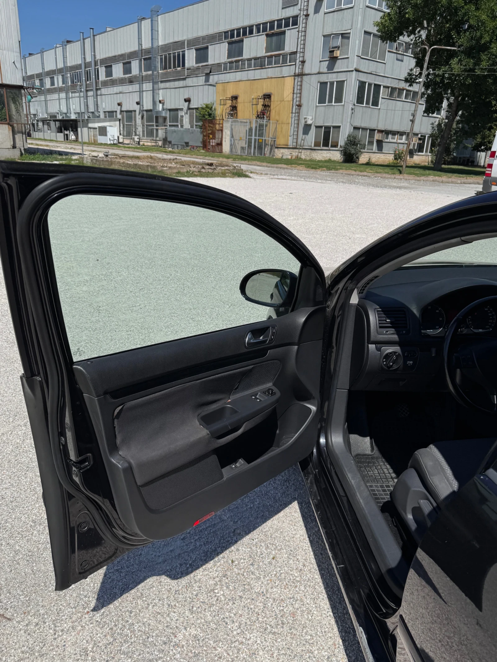 VW Golf, снимка 12 - Автомобили и джипове - 55593743
