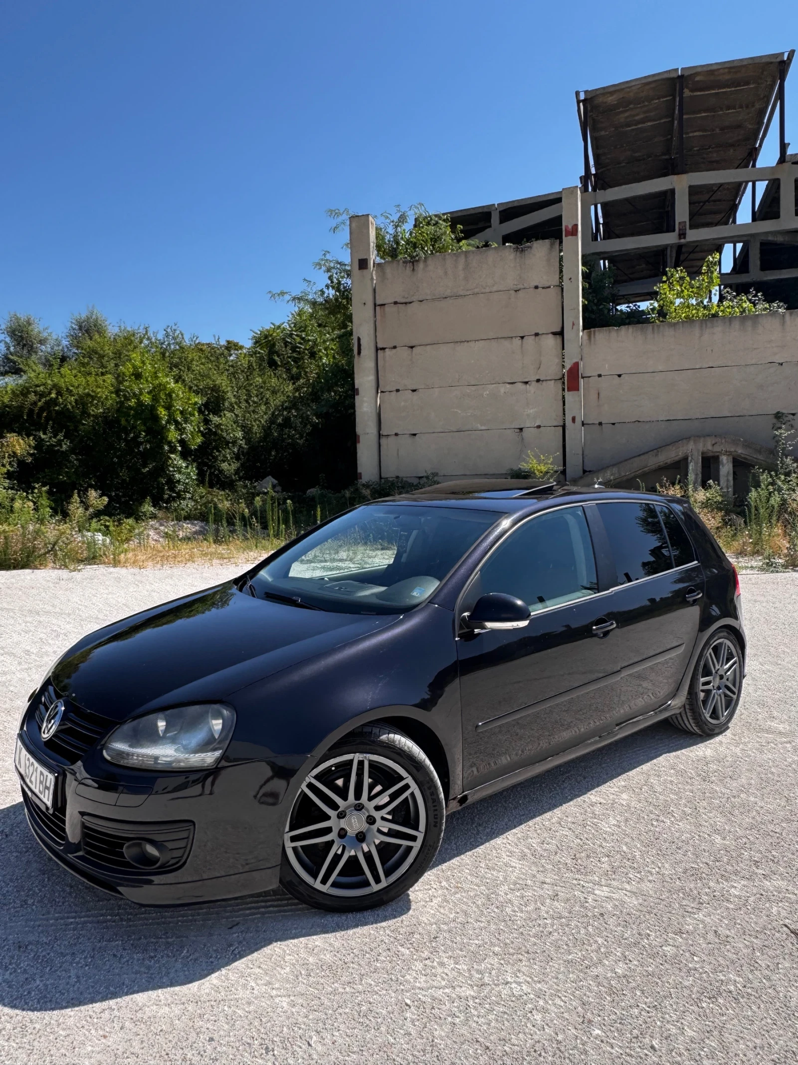 VW Golf, снимка 2 - Автомобили и джипове - 55593743