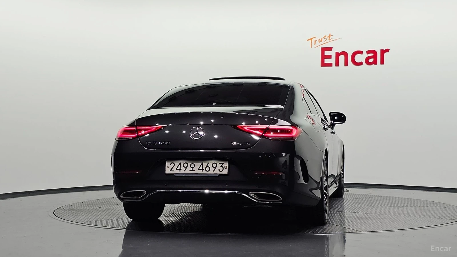 Mercedes-Benz CLS 450 4MATIC/AMG-LINE/FULL-ASSISTS/BURESTER/SUNROOF, снимка 4 - Автомобили и джипове - 55625211