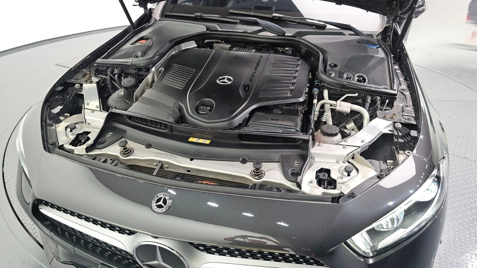Mercedes-Benz CLS 450 4MATIC/AMG-LINE/FULL-ASSISTS/BURESTER/SUNROOF, снимка 17 - Автомобили и джипове - 55625211