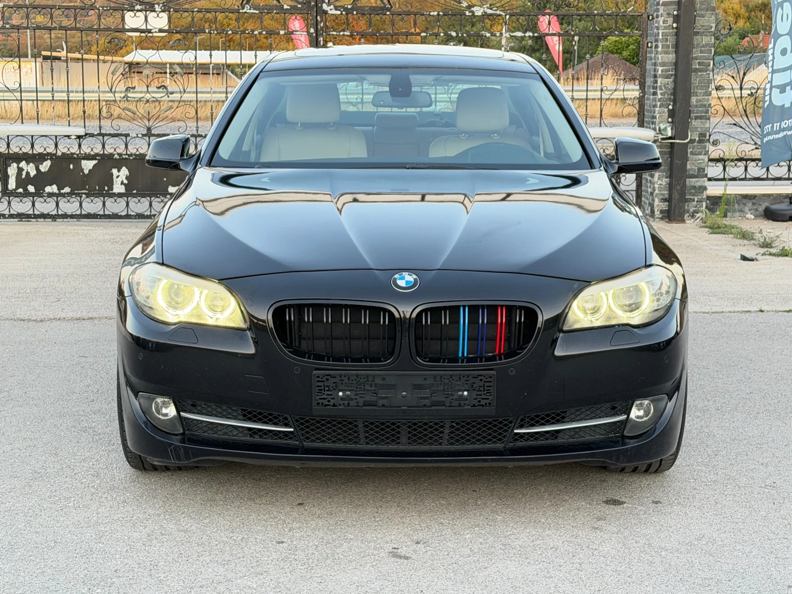 BMW 530 3.0D X-Drive ИТАЛИЯ, снимка 3 - Автомобили и джипове - 55703426