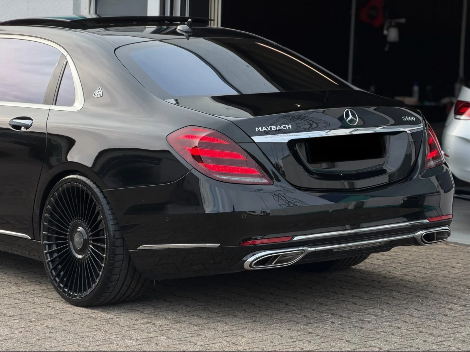 Mercedes-Benz S 560 ОЧАКВАН ВНОС S560 4MATIC / MANSORY / 3xTV / BU, снимка 6 - Автомобили и джипове - 55838119