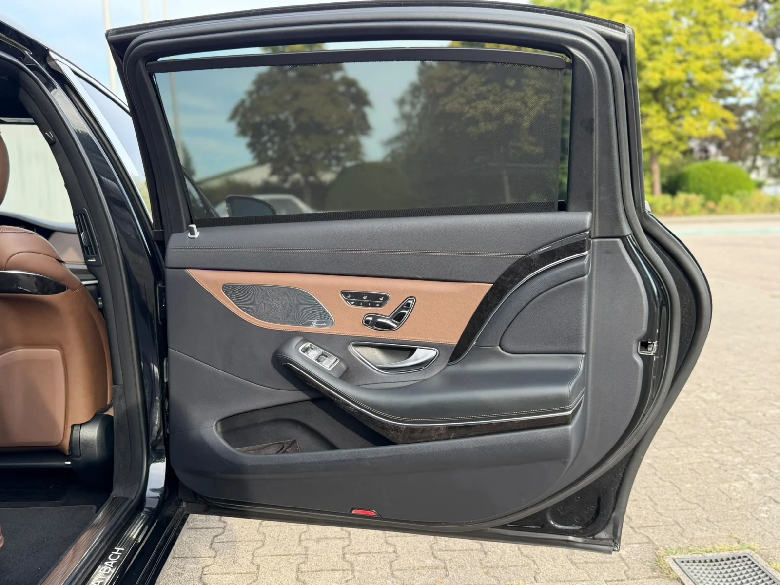 Mercedes-Benz S 560 ОЧАКВАН ВНОС S560 4MATIC / MANSORY / 3xTV / BU, снимка 17 - Автомобили и джипове - 55838119