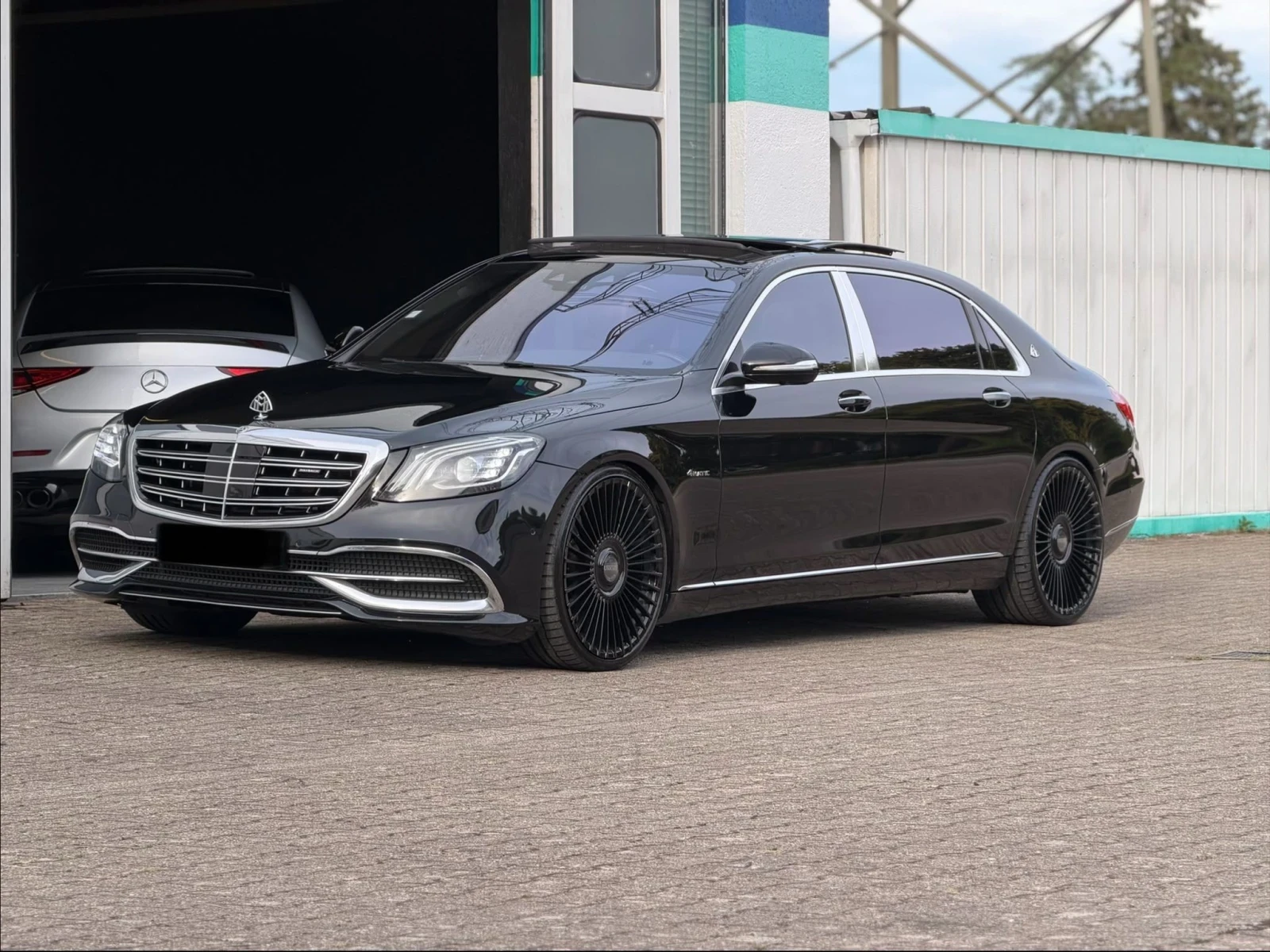Mercedes-Benz S 560 ОЧАКВАН ВНОС S560 4MATIC / MANSORY / 3xTV / BU, снимка 4 - Автомобили и джипове - 55838119