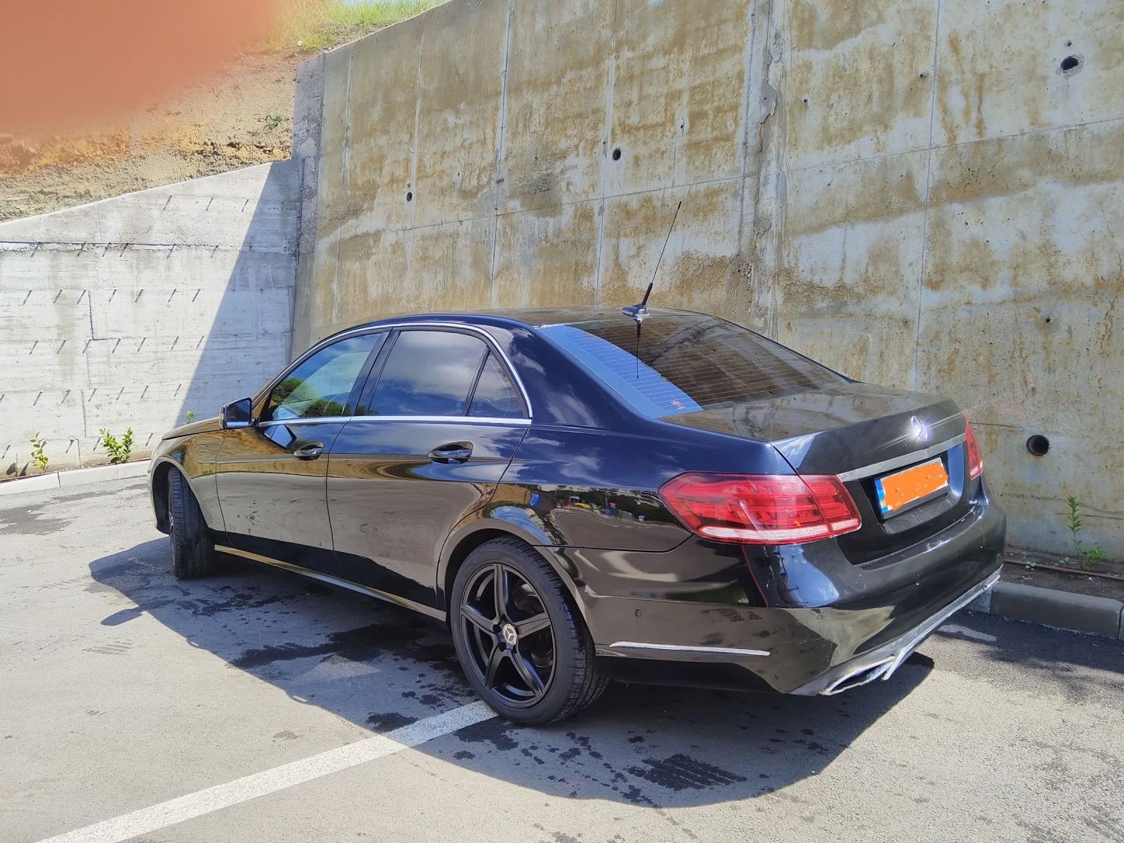 Mercedes-Benz E 200, снимка 2 - Автомобили и джипове - 55966041