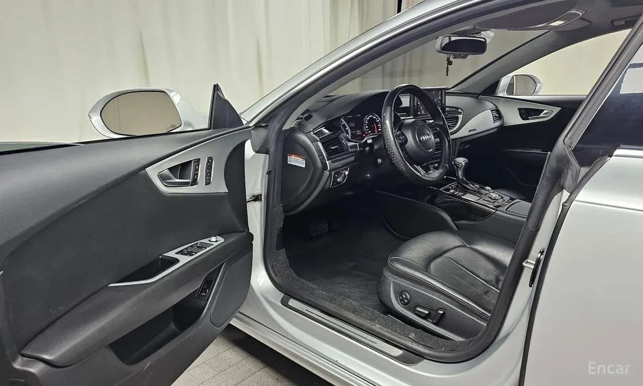 Audi A7 3.0 TFSI Quattro Entry * АВТОФИНАНСИРАНЕ * , снимка 10 - Автомобили и джипове - 56224152